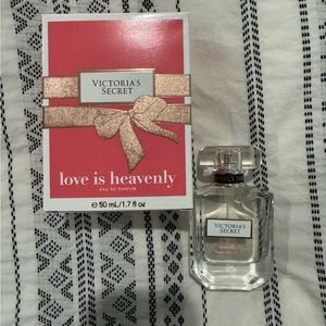 Victoria Secret- love is heavenly